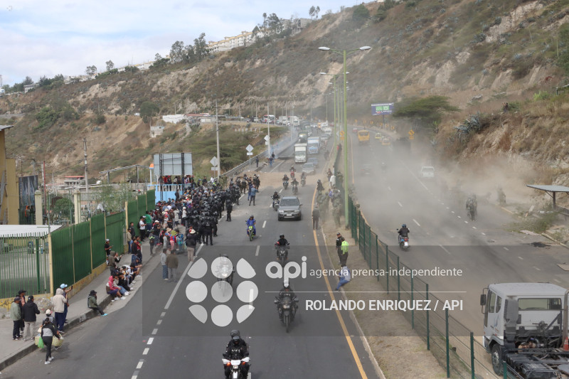 PROTESTAS PANAMERICANA NORTE QUITO