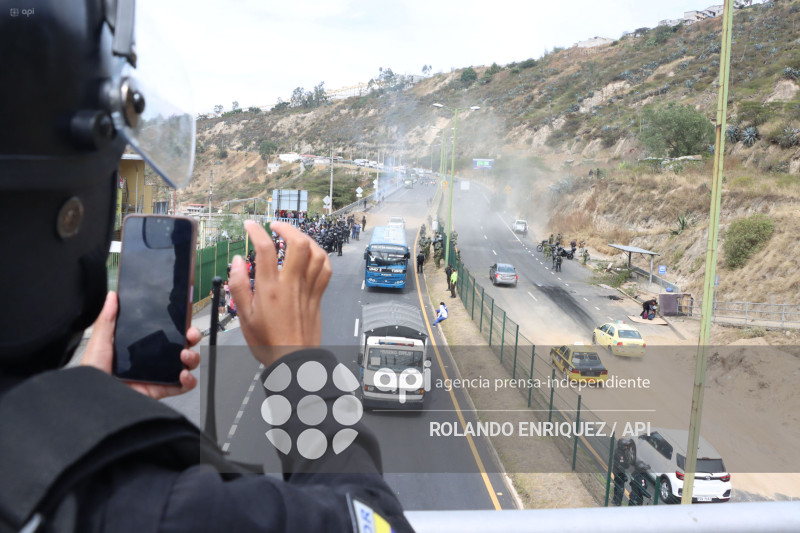 PROTESTAS PANAMERICANA NORTE QUITO