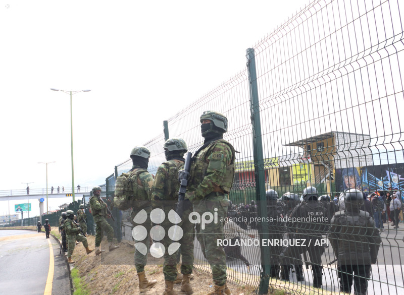PROTESTAS PANAMERICANA NORTE QUITO