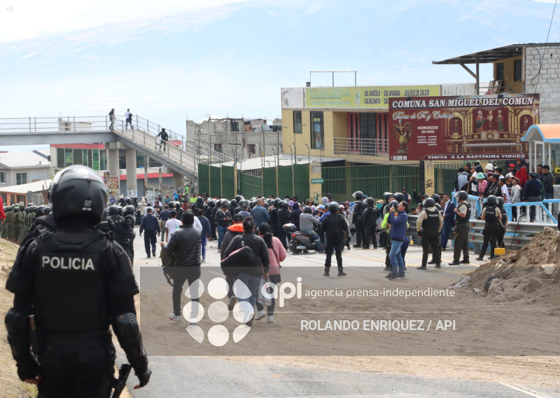 PROTESTAS PANAMERICANA NORTE QUITO