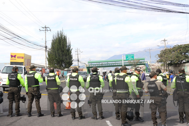 PROTESTAS PANAMERICANA NORTE QUITO