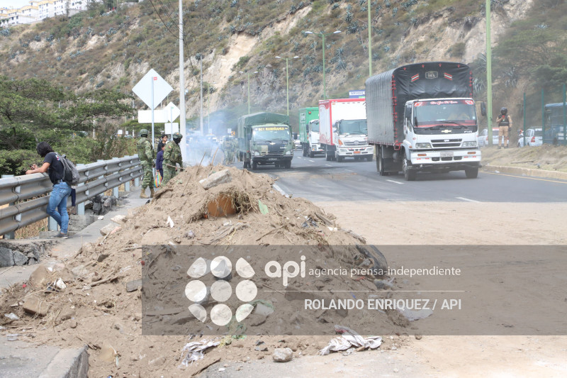 PROTESTAS PANAMERICANA NORTE QUITO