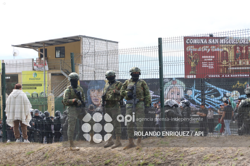 PROTESTAS PANAMERICANA NORTE QUITO