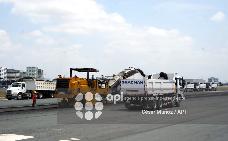 GYE-MANTENIMIENTO PISTA AEROPUERTO