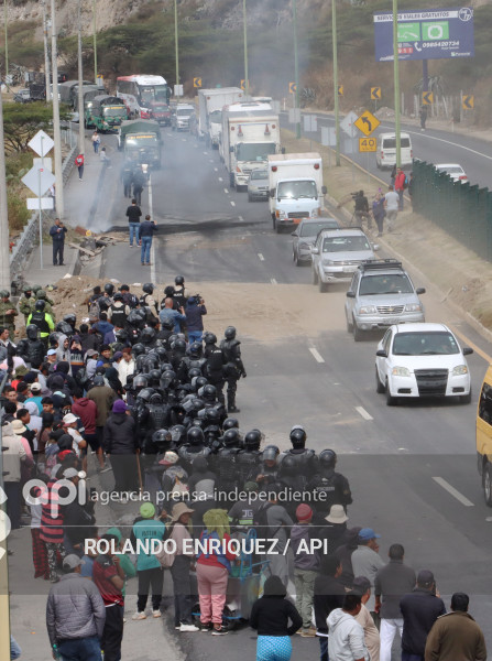 PROTESTAS PANAMERICANA NORTE QUITO