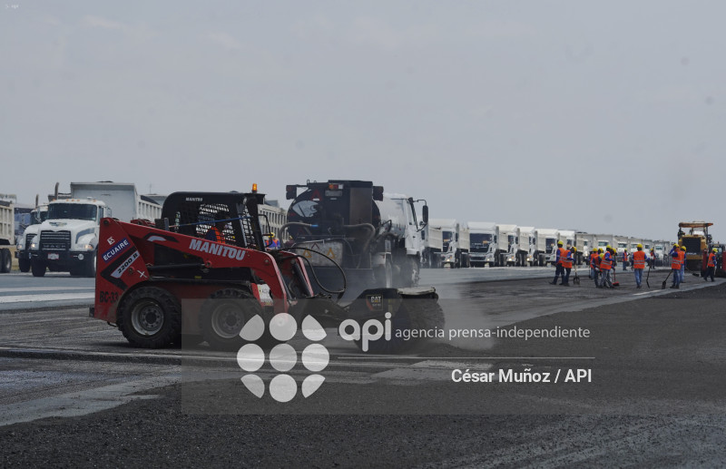 GYE-MANTENIMIENTO PISTA AEROPUERTO
