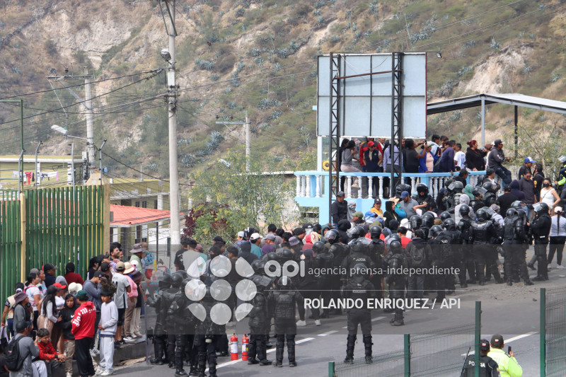 PROTESTAS PANAMERICANA NORTE QUITO