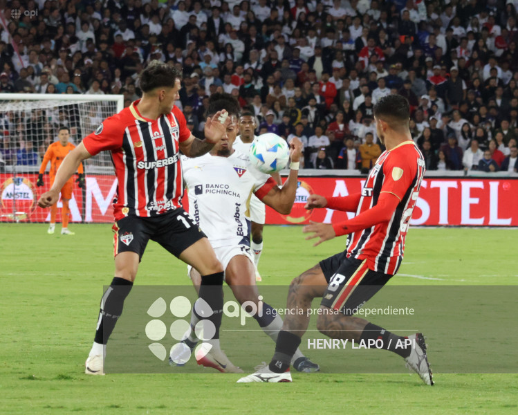 FBL COPA LIBERTADORES LIGA QUITO VS SAO PAULO