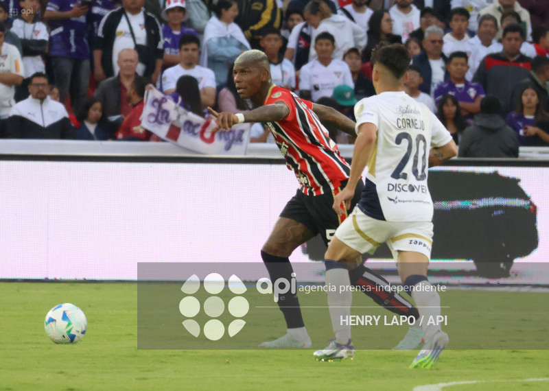 FBL COPA LIBERTADORES LIGA QUITO VS SAO PAULO