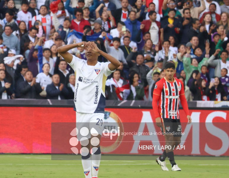 FBL COPA LIBERTADORES LIGA QUITO VS SAO PAULO