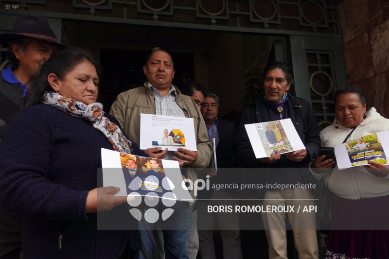 CUENCA-YAKU PEREZ-DENUNCIA A PRIMERA DAMA