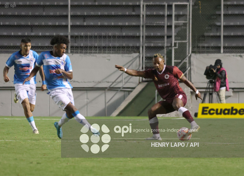 FBL LIGAECUABET VINOTINTO VS MANTA