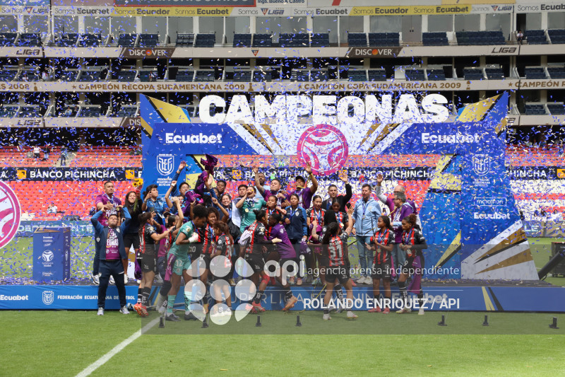 FBL FINAL SUPERLIGA FEMENINA DRAGONAS IDV VS GUERRERAS ALBAS LDU