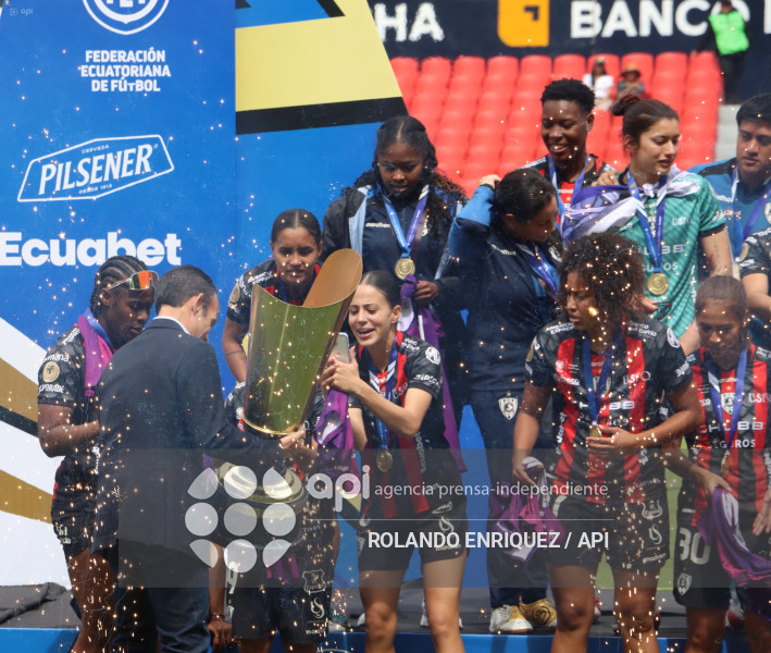 FBL FINAL SUPERLIGA FEMENINA DRAGONAS IDV VS GUERRERAS ALBAS LDU