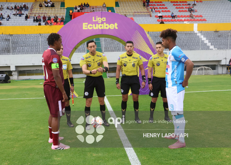 FBL LIGAECUABET VINOTINTO VS MANTA