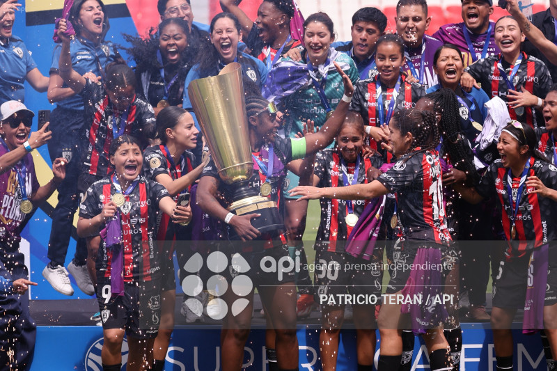 FBL FINAL SUPERLIGA FEMENINA DRAGONAS IDV VS GUERRERAS ALBAS LDU