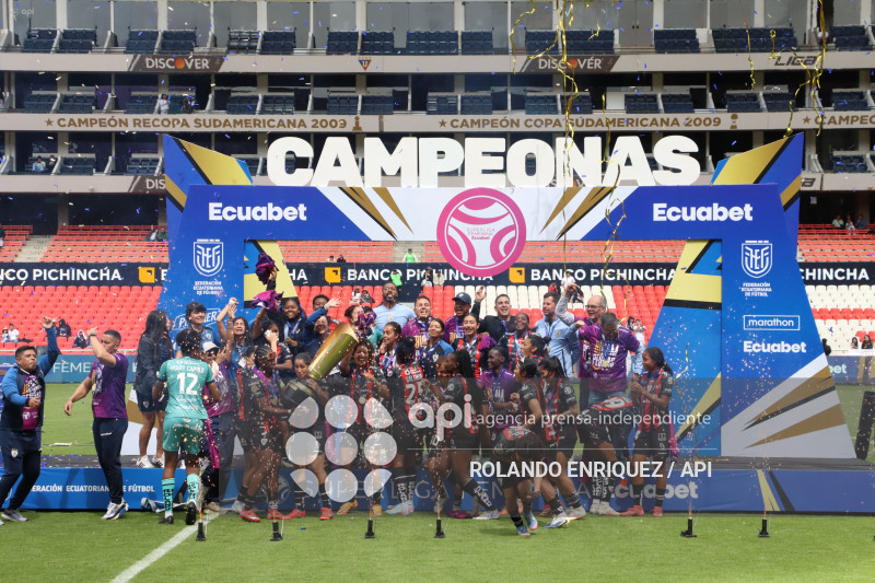 FBL FINAL SUPERLIGA FEMENINA DRAGONAS IDV VS GUERRERAS ALBAS LDU