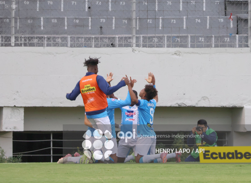 FBL LIGAECUABET VINOTINTO VS MANTA