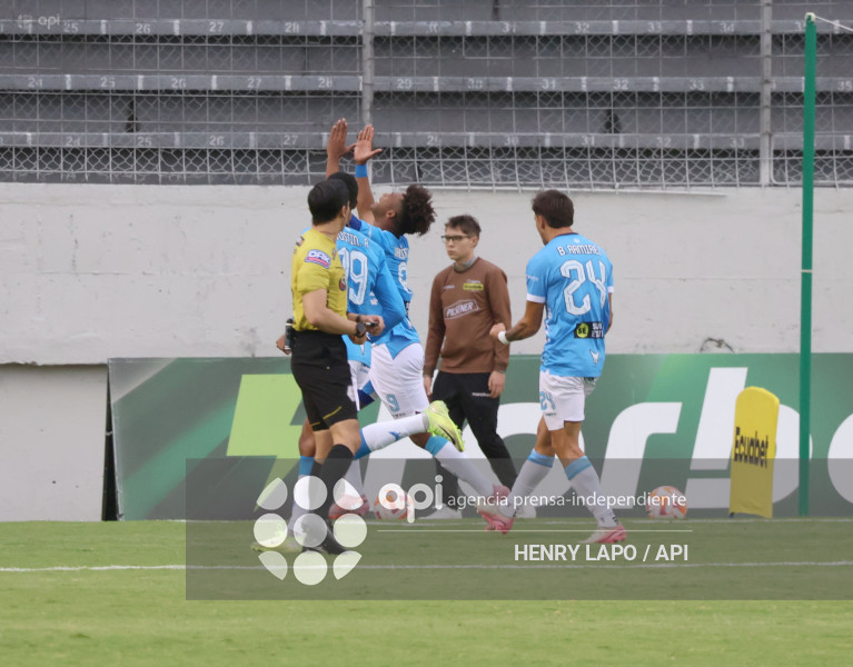 FBL LIGAECUABET VINOTINTO VS MANTA