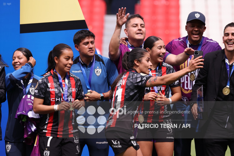 FBL FINAL SUPERLIGA FEMENINA DRAGONAS IDV VS GUERRERAS ALBAS LDU