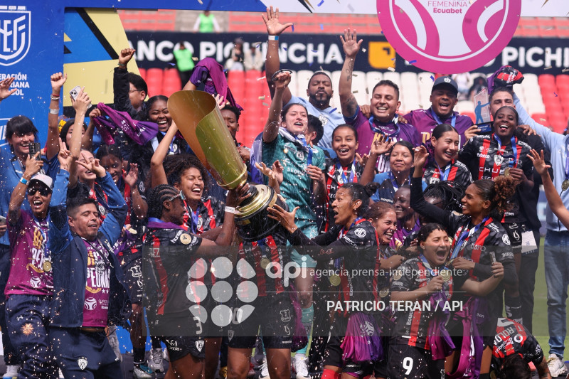 FBL FINAL SUPERLIGA FEMENINA DRAGONAS IDV VS GUERRERAS ALBAS LDU