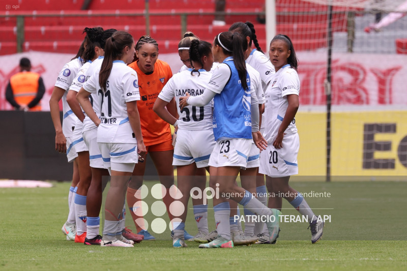FBL FINAL SUPERLIGA FEMENINA DRAGONAS IDV VS GUERRERAS ALBAS LDU