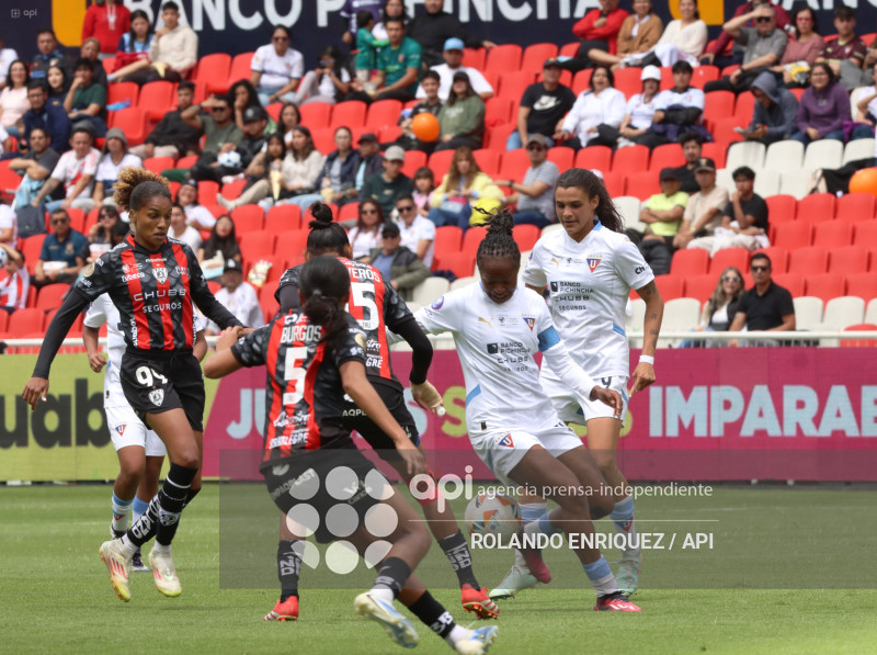 FBL FINAL SUPERLIGA FEMENINA DRAGONAS IDV VS GUERRERAS ALBAS LDU