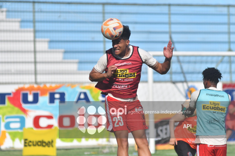 FBL-LIGA ECUABET-DELFIN-TECNICO