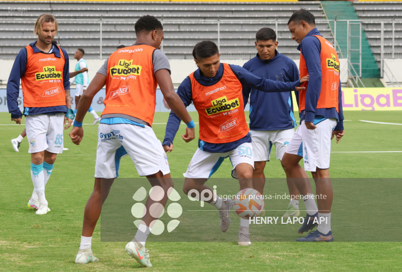 FBL LIGAECUABET VINOTINTO VS MANTA