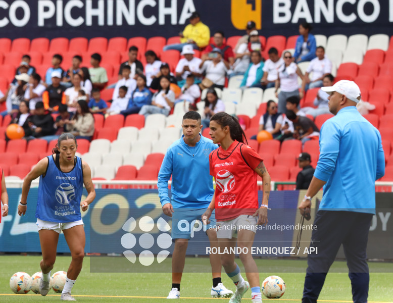 FBL FINAL SUPERLIGA FEMENINA DRAGONAS IDV VS GUERRERAS ALBAS LDU