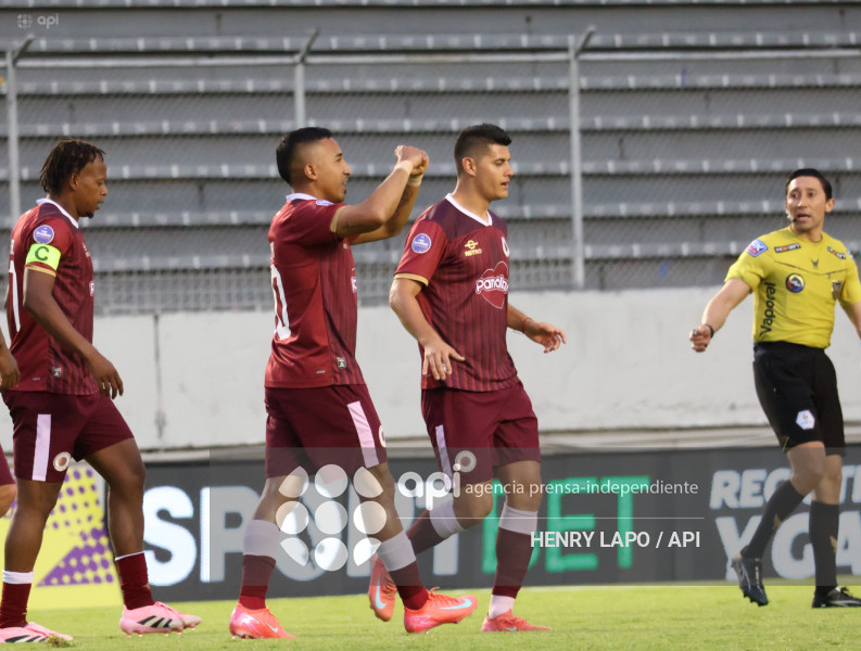 FBL LIGAECUABET VINOTINTO VS MANTA