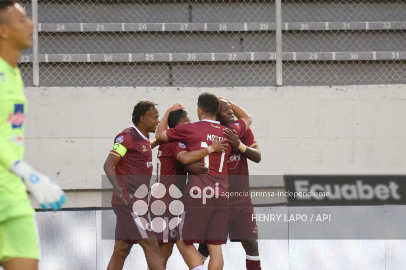 FBL LIGAECUABET VINOTINTO VS MANTA