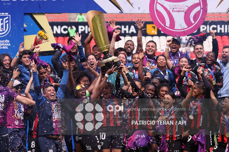 FBL FINAL SUPERLIGA FEMENINA DRAGONAS IDV VS GUERRERAS ALBAS LDU