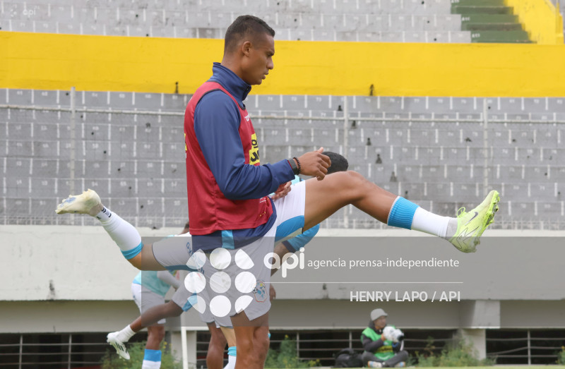 FBL LIGAECUABET VINOTINTO VS MANTA