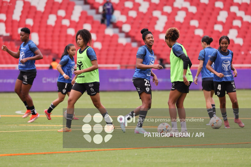 FBL FINAL SUPERLIGA FEMENINA DRAGONAS IDV VS GUERRERAS ALBAS LDU