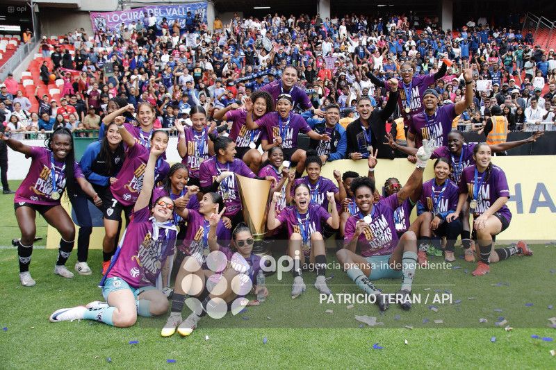 FBL FINAL SUPERLIGA FEMENINA DRAGONAS IDV VS GUERRERAS ALBAS LDU