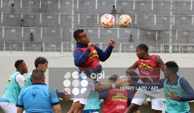 FBL LIGAECUABET VINOTINTO VS MANTA