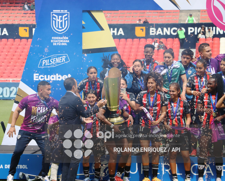 FBL FINAL SUPERLIGA FEMENINA DRAGONAS IDV VS GUERRERAS ALBAS LDU