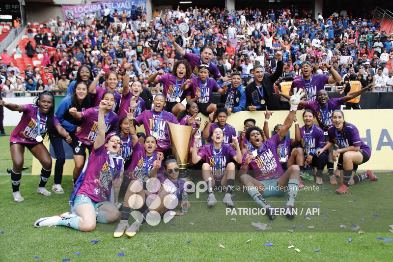 FBL FINAL SUPERLIGA FEMENINA DRAGONAS IDV VS GUERRERAS ALBAS LDU