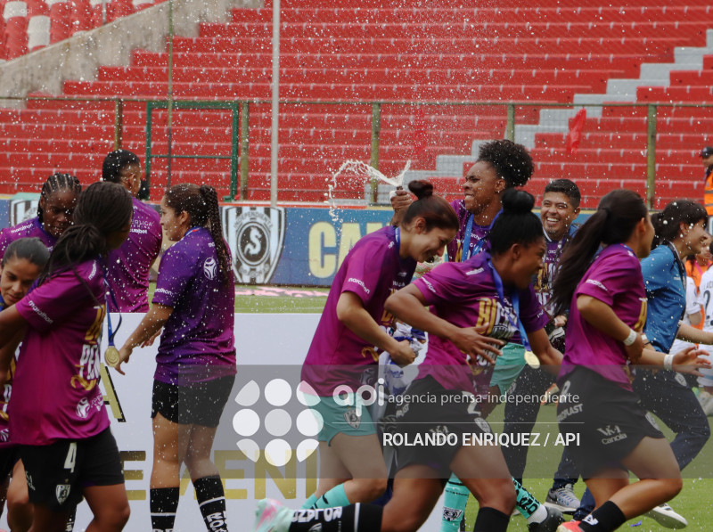 FBL FINAL SUPERLIGA FEMENINA DRAGONAS IDV VS GUERRERAS ALBAS LDU