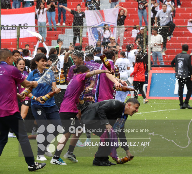 FBL FINAL SUPERLIGA FEMENINA DRAGONAS IDV VS GUERRERAS ALBAS LDU