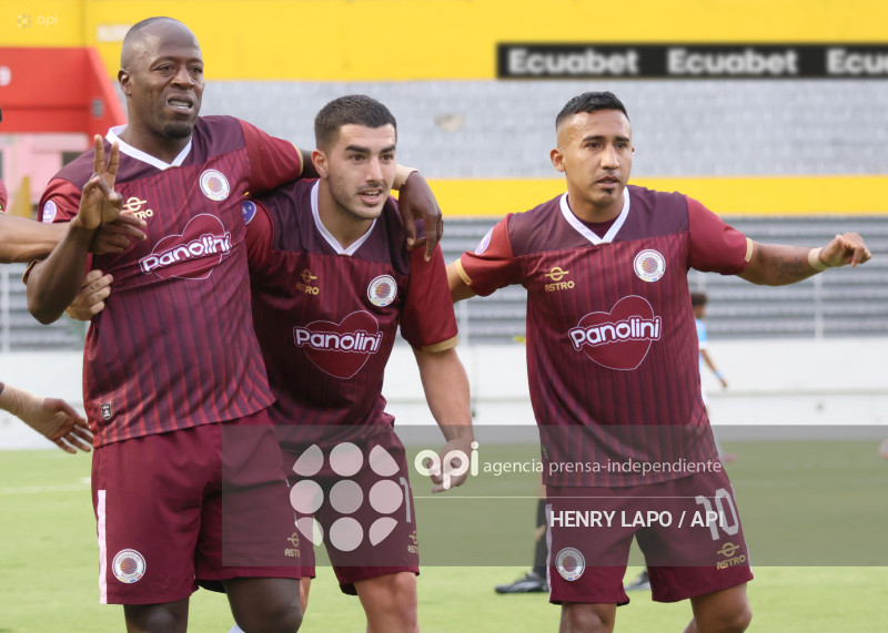 FBL LIGAECUABET VINOTINTO VS MANTA