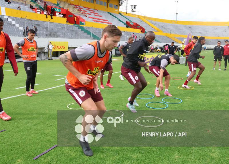 FBL LIGAECUABET VINOTINTO VS MANTA