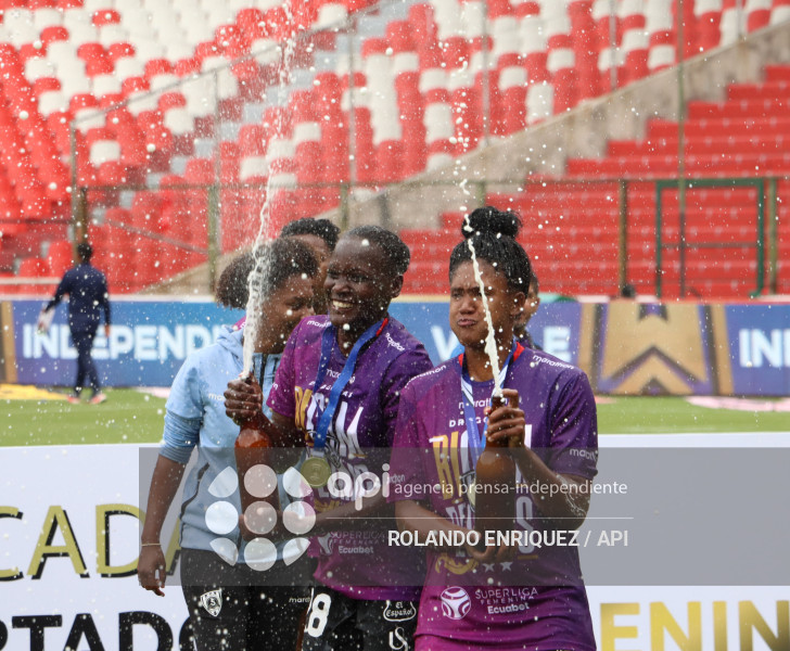 FBL FINAL SUPERLIGA FEMENINA DRAGONAS IDV VS GUERRERAS ALBAS LDU