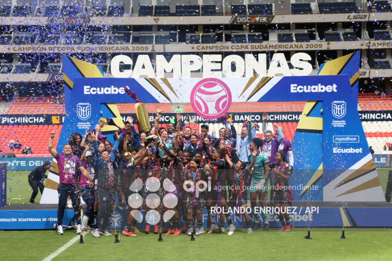 FBL FINAL SUPERLIGA FEMENINA DRAGONAS IDV VS GUERRERAS ALBAS LDU