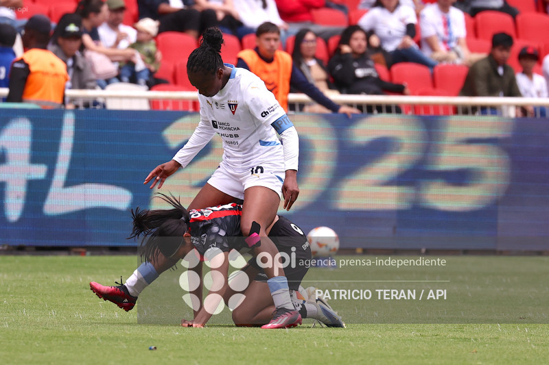 FBL FINAL SUPERLIGA FEMENINA DRAGONAS IDV VS GUERRERAS ALBAS LDU