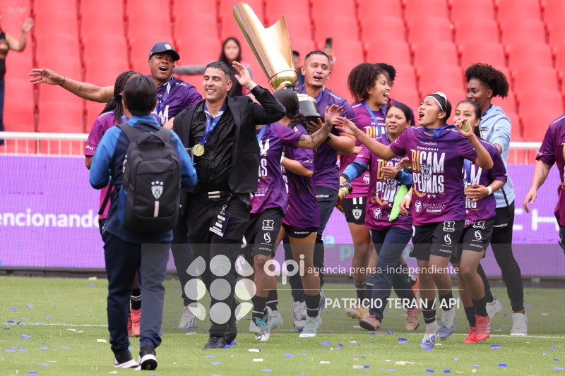 FBL FINAL SUPERLIGA FEMENINA DRAGONAS IDV VS GUERRERAS ALBAS LDU