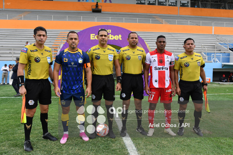 FBL-LIGA ECUABET-DELFIN-TECNICO