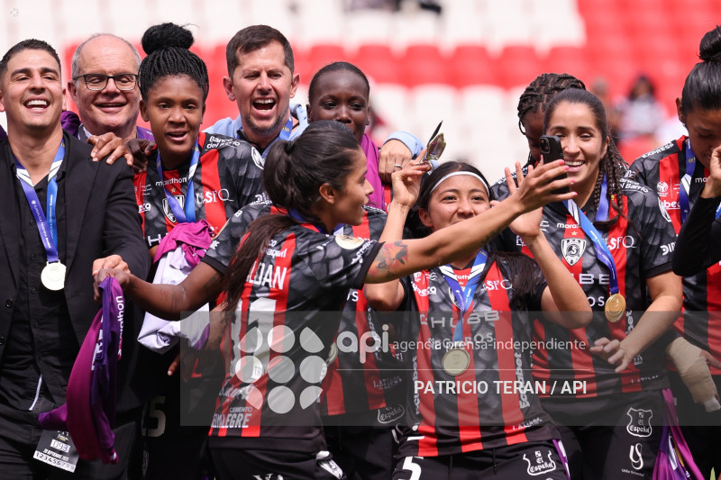 FBL FINAL SUPERLIGA FEMENINA DRAGONAS IDV VS GUERRERAS ALBAS LDU