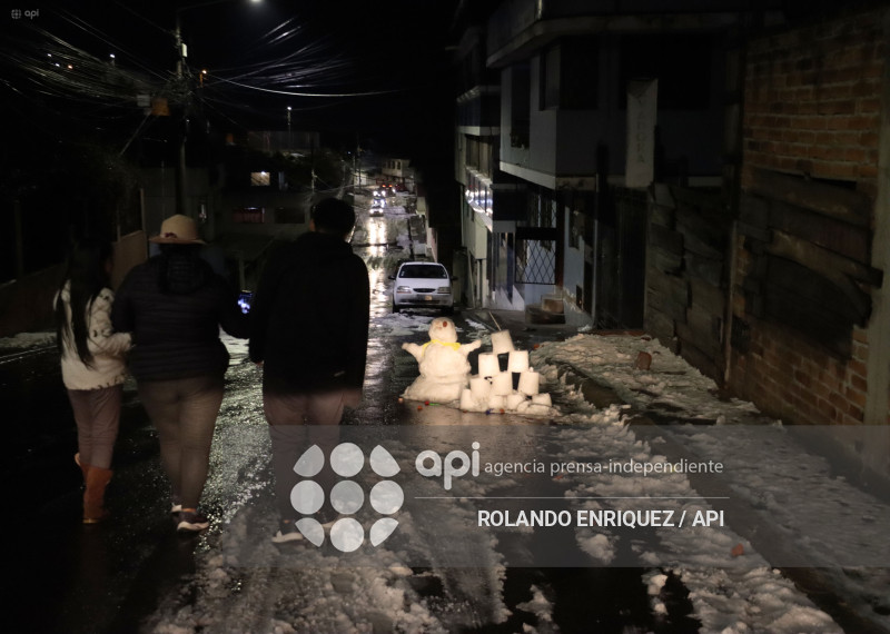 GRANIZO EN LA  LOMA DE PUENGASI